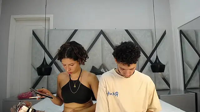 EthanCollen online show from October 18, 2025, 11:16 pm