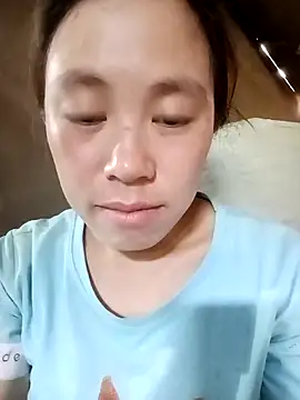 lyuyenkk online show from September 23, 2025, 4:04 am