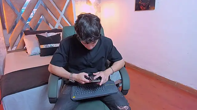 kraven lust online show from October 1, 2025, 2:50 am