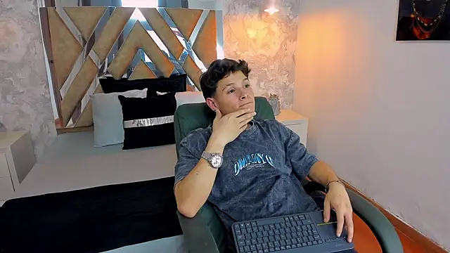 kraven lust online show from November 2, 2025, 3:42 am