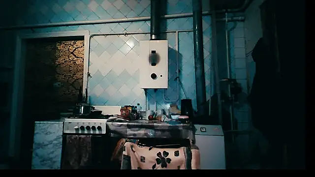 EmmaCat  online show from November 28, 2025, 6:49 am