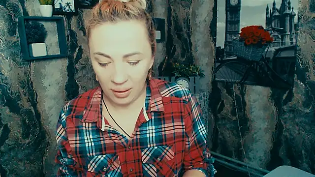 EmmaCat  online show from December 20, 2025, 6:53 am