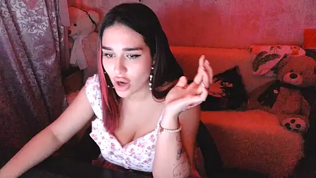 Amireth online show from September 23, 2025, 10:35 pm