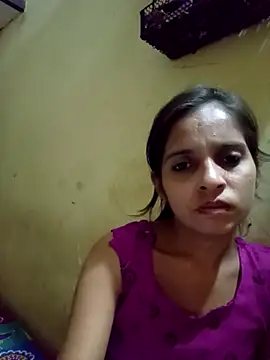 Snapshot of Saloni-Gupta chatting on October 16, 2025, 1:56 pm Saloni-Gupta online show from October 16, 2025, 1:56 pm