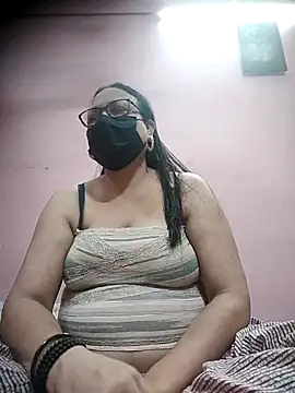 thehotlady online show from September 27, 2025, 5:12 am