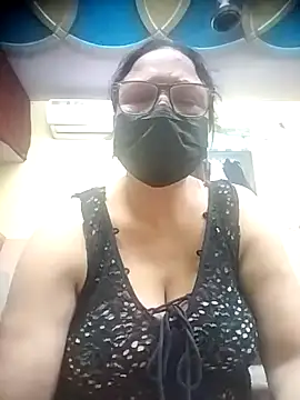 thehotlady online show from March 23, 2026, 5:39 pm