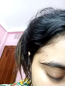 rasmiva online show from November 9, 2025, 11:52 am