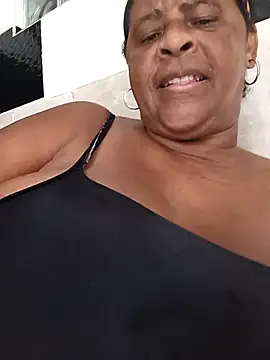 Snapshot of Rosabela04 chatting on February 16, 2026, 12:45 pm Rosabela04 online show from February 16, 2026, 12:45 pm