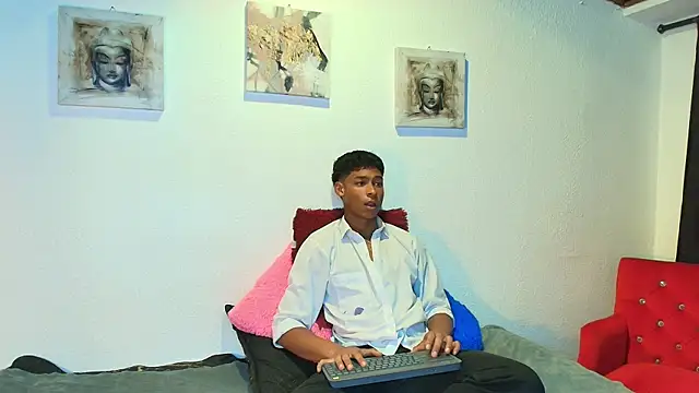 CoffeNaughty nom online show from September 17, 2025, 4:36 am