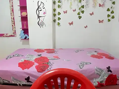 Snapshot of naty_lan11 chatting on November 6, 2025, 1:45 pm naty lan11 online show from November 6, 2025, 1:45 pm