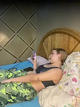 coupleyys online show from July 14, 2026, 8:03 pm
