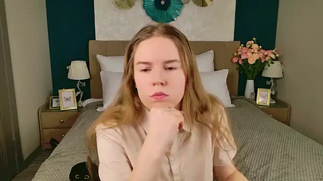 Alida Brice online show from December 19, 2025, 5:58 am