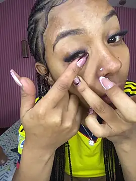 PrettyTiana  online show from November 20, 2025, 6:51 pm