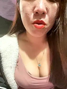 Luna-ass online show from November 23, 2025, 12:43 am