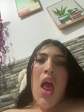 Salsa Seductres online show from June 15, 2026, 4:36 am