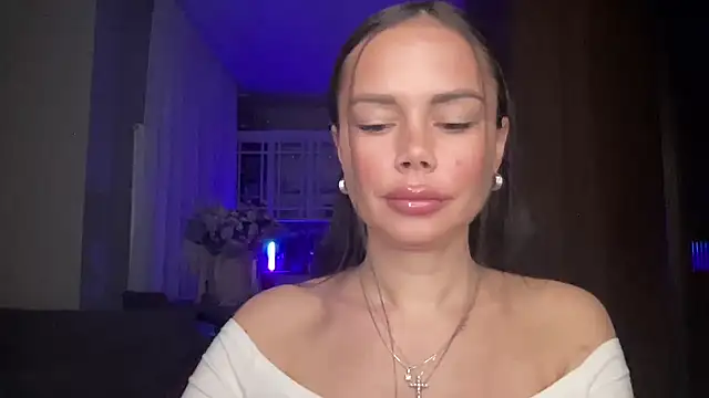 Snapshot of Orlinah chatting on November 12, 2025, 10:09 pm Orlinah online show from November 12, 2025, 10:09 pm