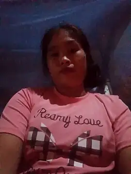 Snapshot of Luyen004 chatting on September 18, 2025, 12:40 pm Luyen004 online show from September 18, 2025, 12:40 pm