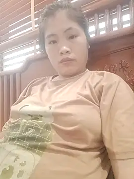 Snapshot of Luyen004 chatting on October 14, 2025, 12:22 am Luyen004 online show from October 14, 2025, 12:22 am