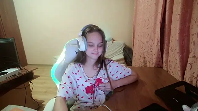 SharybbFace online show from September 25, 2025, 4:11 pm