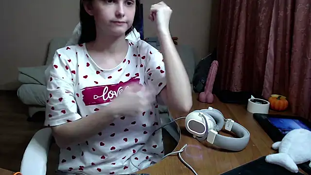 SharybbFace online show from October 7, 2025, 3:20 pm