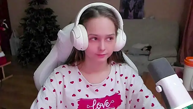 SharybbFace online show from December 4, 2025, 3:10 pm