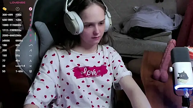 SharybbFace online show from April 10, 2026, 3:28 pm