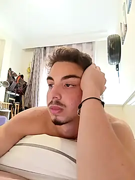 Bonk o online show from October 10, 2025, 4:28 pm