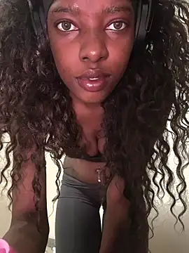 Snapshot of Oceanababe21 chatting on May 31, 2026, 2:57 pm Oceanababe21 online show from May 31, 2026, 2:57 pm
