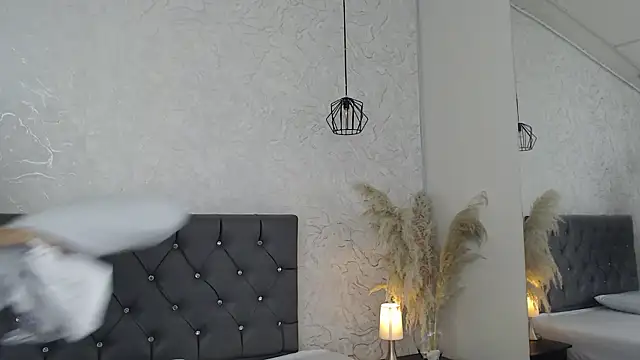 Snapshot of Sabriinaa_Foxx chatting on March 9, 2026, 11:47 am Sabriinaa Foxx online show from March 9, 2026, 11:47 am