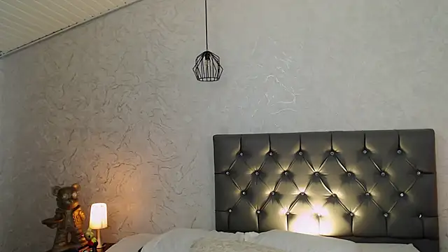 Snapshot of Sabriinaa_Foxx chatting on April 4, 2026, 3:31 pm Sabriinaa Foxx online show from April 4, 2026, 3:31 pm