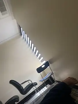 CZpublic online show from October 4, 2025, 5:16 am