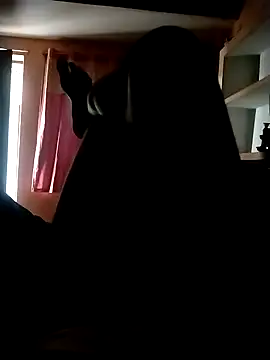 Snapshot of monarani5986 chatting on October 24, 2025, 6:21 am monarani5986 online show from October 24, 2025, 6:21 am