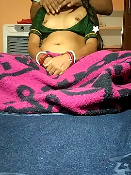 monarani5986 online show from November 13, 2025, 3:55 pm