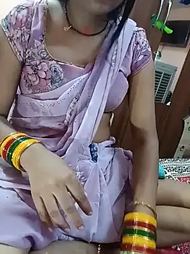 Snapshot of monarani5986 chatting on August 2, 2026, 4:27 pm monarani5986 online show from August 2, 2026, 4:27 pm