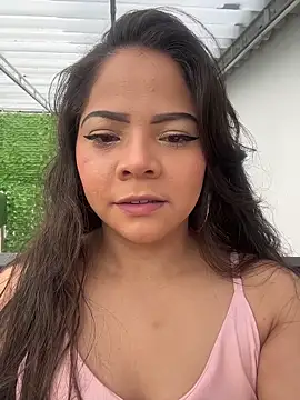 ROUSE SINCLAIR online show from November 26, 2025, 9:05 pm