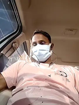 Snapshot of lickingspecilist chatting on October 4, 2025, 12:14 pm lickingspecilist online show from October 4, 2025, 12:14 pm