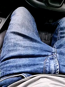 Snapshot of lickingspecilist chatting on October 6, 2025, 11:40 am lickingspecilist online show from October 6, 2025, 11:40 am