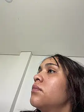 Isabella-Teen online show from January 9, 2026, 2:25 am