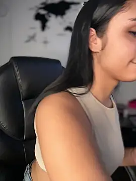 Snapshot of Isabella-Teen chatting on April 29, 2026, 1:59 pm Isabella-Teen online show from April 29, 2026, 1:59 pm