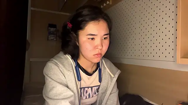 JennyCarpenter online show from April 6, 2026, 9:54 am