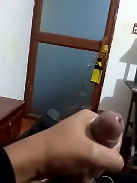 BABYPAJAS69 online show from February 1, 2026, 1:48 am