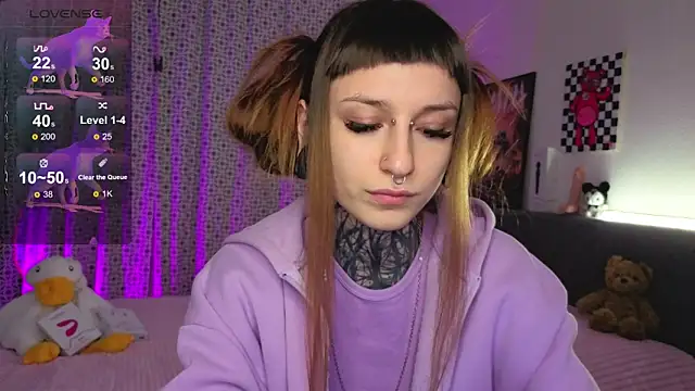 LilithPoison online show from October 30, 2025, 6:08 pm