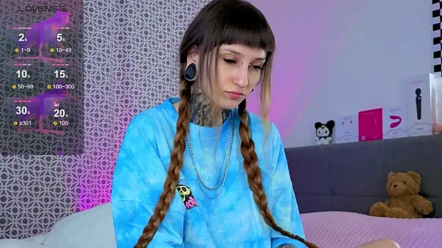 LilithPoison online show from January 10, 2026, 6:09 pm