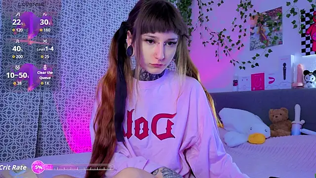 Snapshot of LilithPoison chatting on April 26, 2026, 6:16 pm LilithPoison online show from April 26, 2026, 6:16 pm
