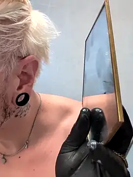 cruiserpup online show from December 21, 2025, 10:11 am