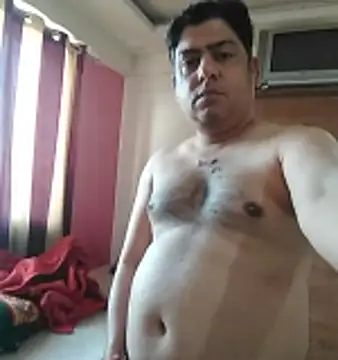 Love40777 online show from February 26, 2026, 2:54 am