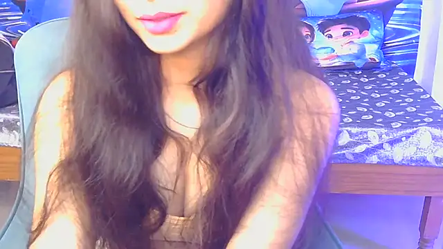 Snapshot of alaviya-19 chatting on July 4, 2026, 4:40 am alaviya-19 online show from July 4, 2026, 4:40 am