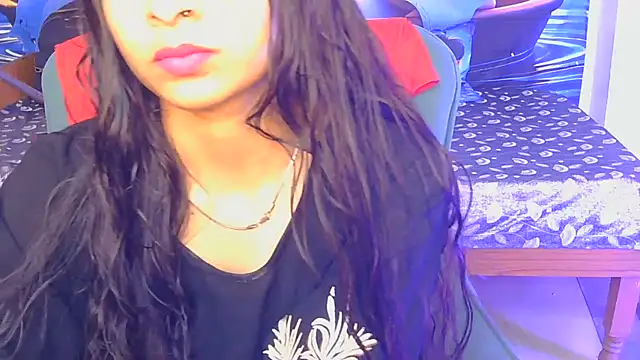 Snapshot of alaviya-19 chatting on July 7, 2026, 10:52 am alaviya-19 online show from July 7, 2026, 10:52 am