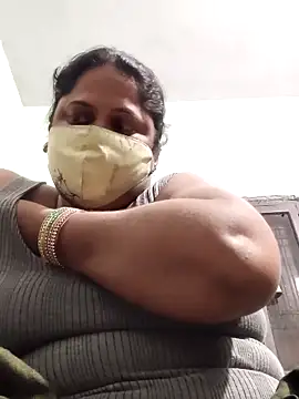 Mmm143 online show from November 23, 2025, 7:24 pm