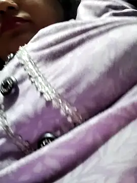 Mmm143 online show from February 5, 2026, 6:12 pm